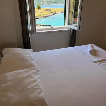 Robinson House Tureta 別荘 Kornati